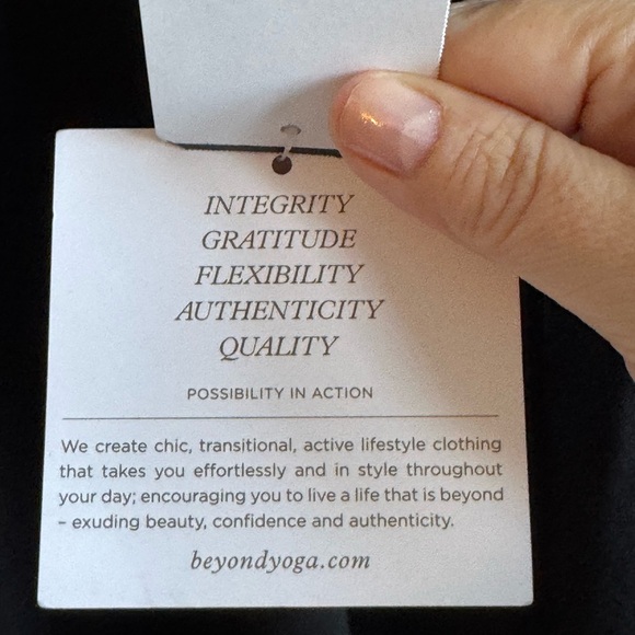 Beyond Yoga Saturday Oversized Pullover Black 2X NWT - Picture 5 of 8